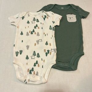 Carters Onesie Bodysuits set of 2  age 6 months
